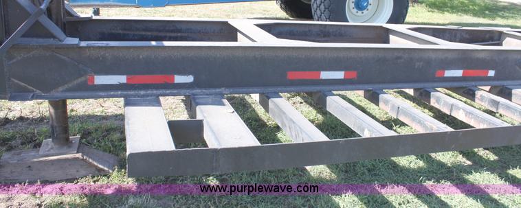 image for item B8627 1982 shop built combine/tractor/grain cart trailer