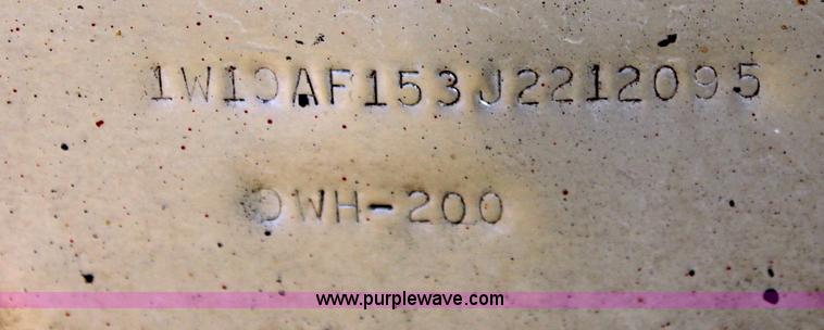 image for item B8629 1988 Wilson tandem axle grain trailer