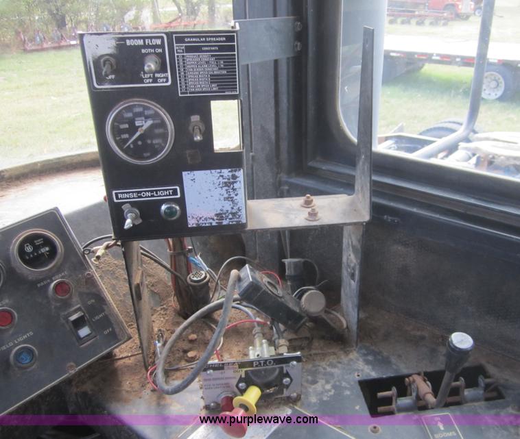 image for item C5084 Ag-Chem Big A 1253 spreader