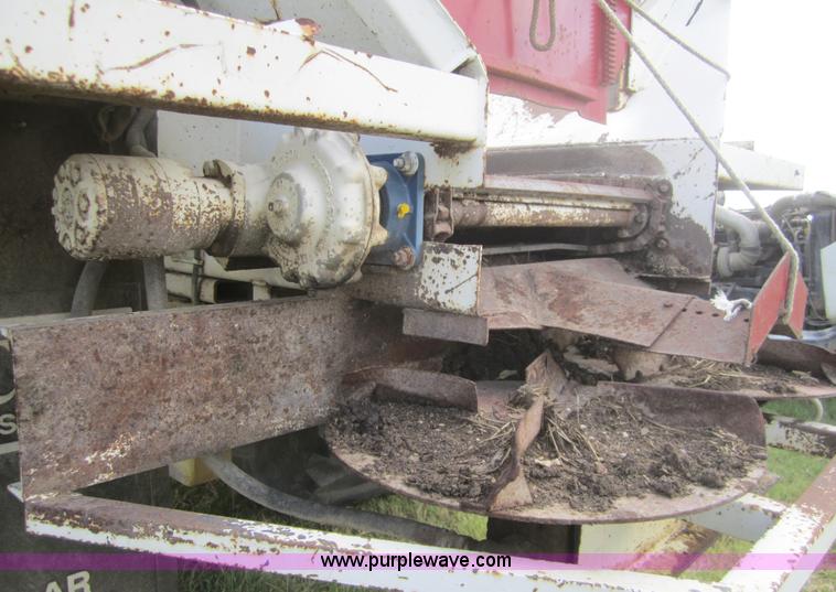 image for item C5084 Ag-Chem Big A 1253 spreader