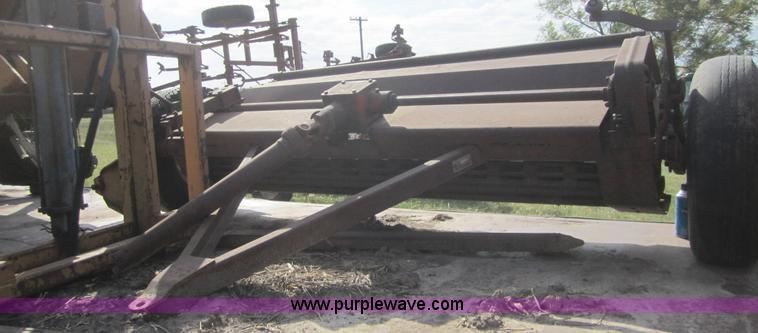 image for item C5090 New Holland 402 windrow crimper