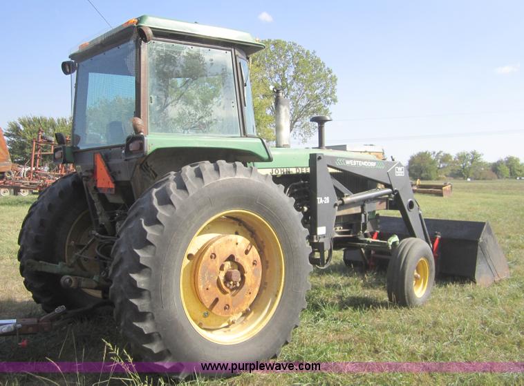 image for item C5092 1982 John Deere 4240 tractor