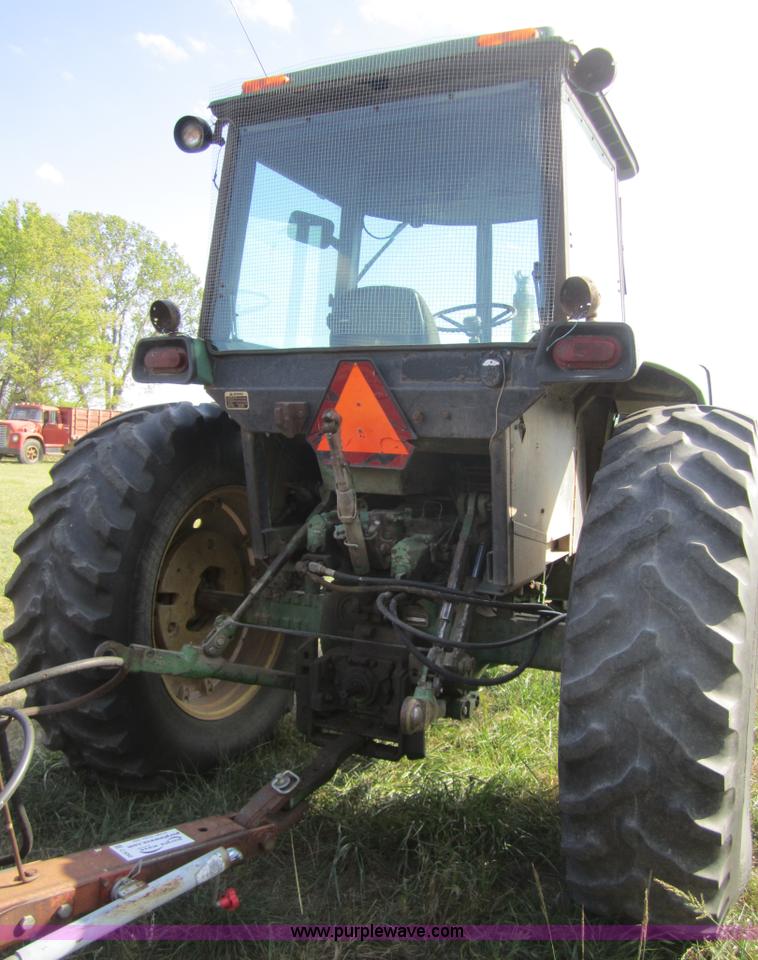 image for item C5092 1982 John Deere 4240 tractor