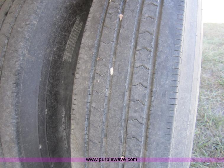 image for item C5111 2009 Manac CPS 42' hopper trailer