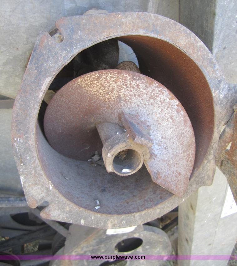 image for item C5113 1969 Gleaner A2 combine