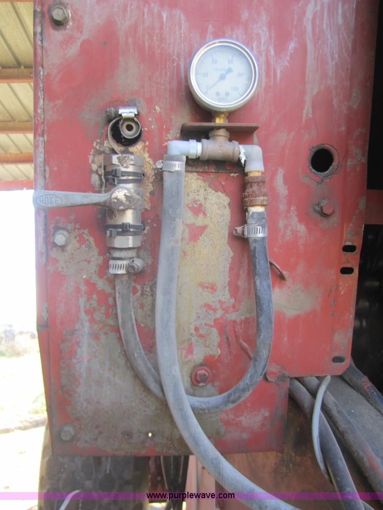 image for item C5116 1982 Hesston 4800 4x4 baler