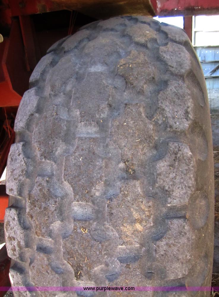 image for item C5116 1982 Hesston 4800 4x4 baler