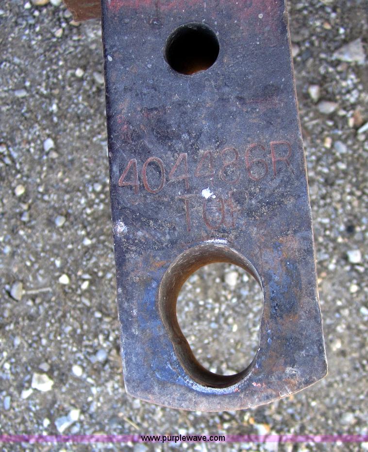 image for item C5117 1972 Farmall 966 tractor