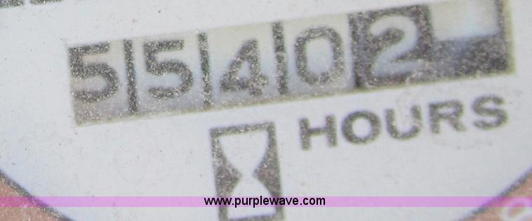 image for item C5117 1972 Farmall 966 tractor