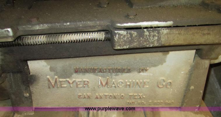 image for item C5189 Meyer pecan cracker