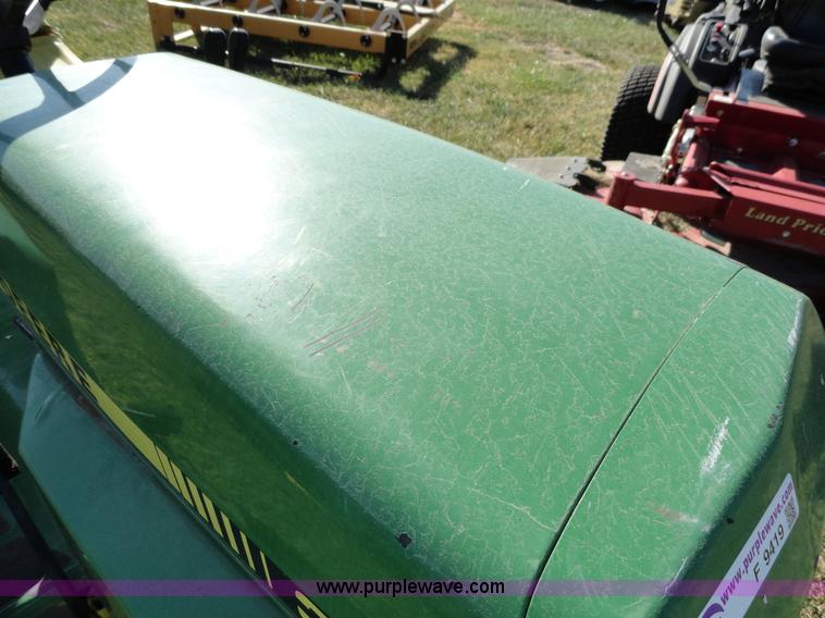 image for item F9419 John Deere 318 lawn mower