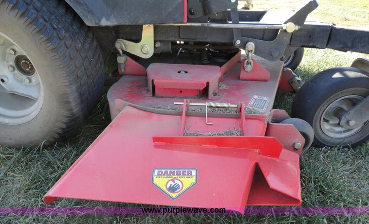 image for item F9420 Snapper Pro ZTR mower