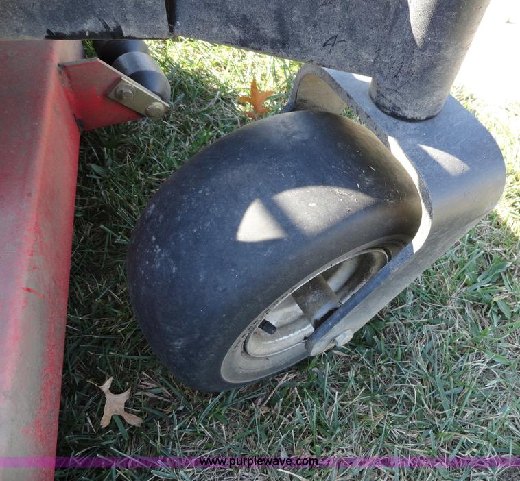 image for item F9420 Snapper Pro ZTR mower