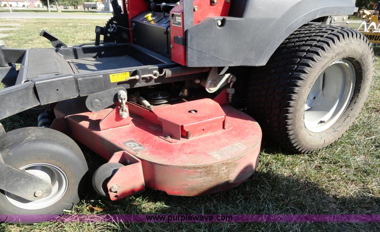 image for item F9420 Snapper Pro ZTR mower