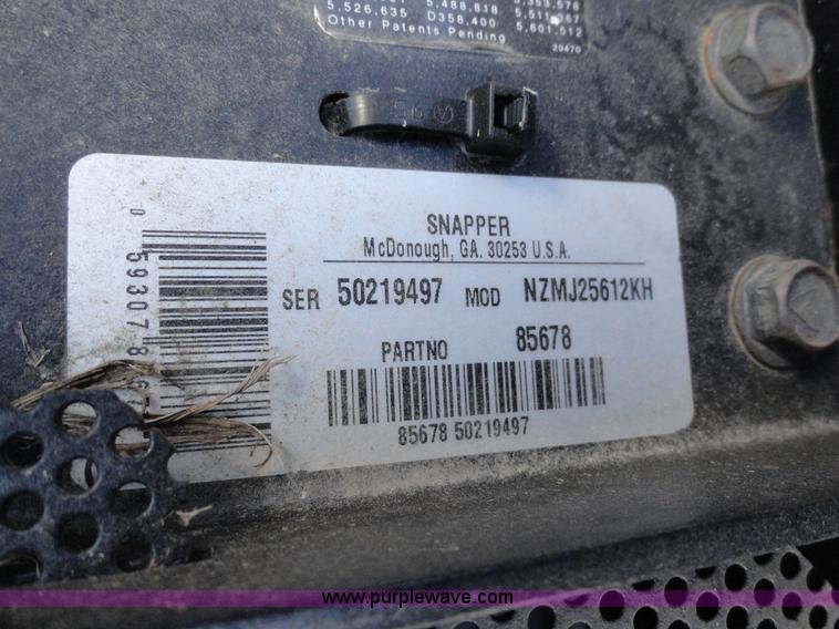 image for item F9420 Snapper Pro ZTR mower