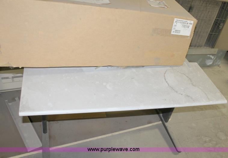 image for item F9928 Assorted office furniture