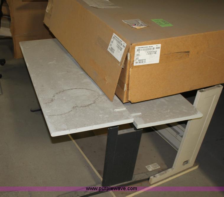 image for item F9928 Assorted office furniture