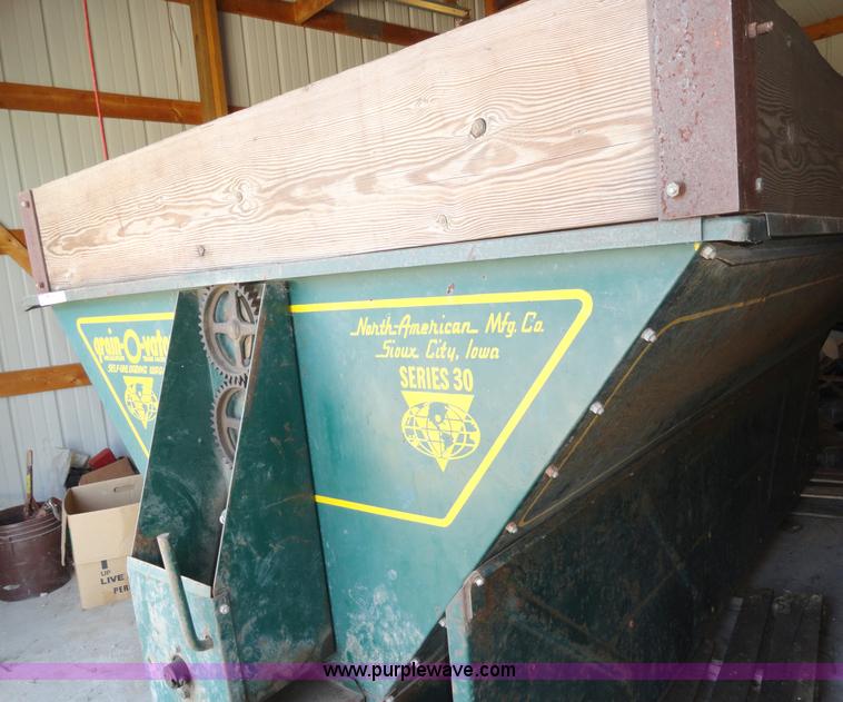 image for item H9003 North American Grain-O-Vator self unloading wagon