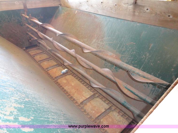 image for item H9003 North American Grain-O-Vator self unloading wagon