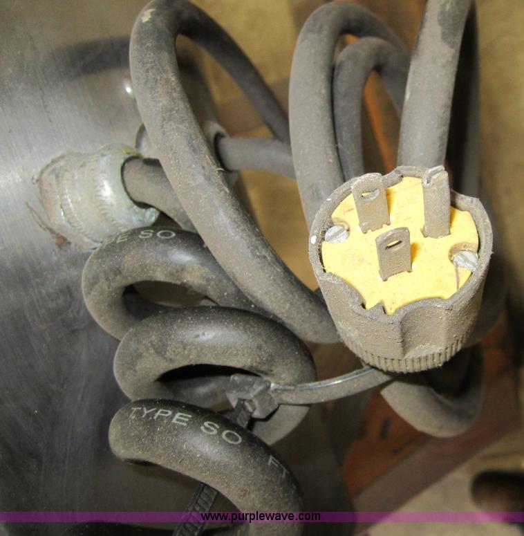 image for item 3863 Spirocut T-2000 spiral meat slicer