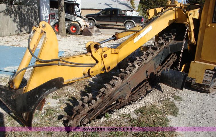 image for item A1528 Vermeer T600B trencher