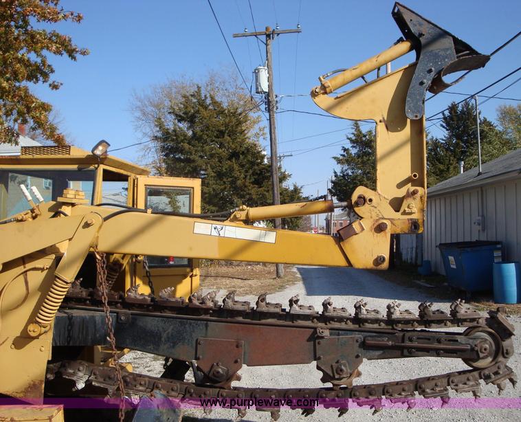 image for item A1528 Vermeer T600B trencher