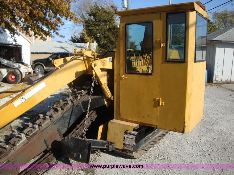 image for item A1528 Vermeer T600B trencher