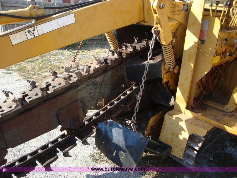image for item A1528 Vermeer T600B trencher