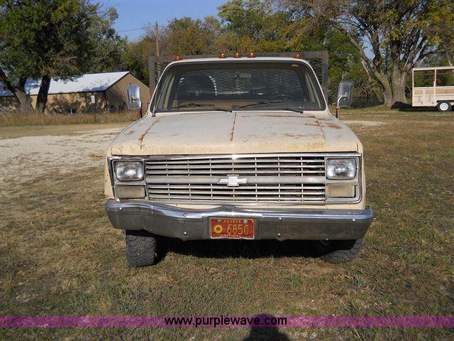 image for item A1552 1984 Chevrolet C30 pickup truck