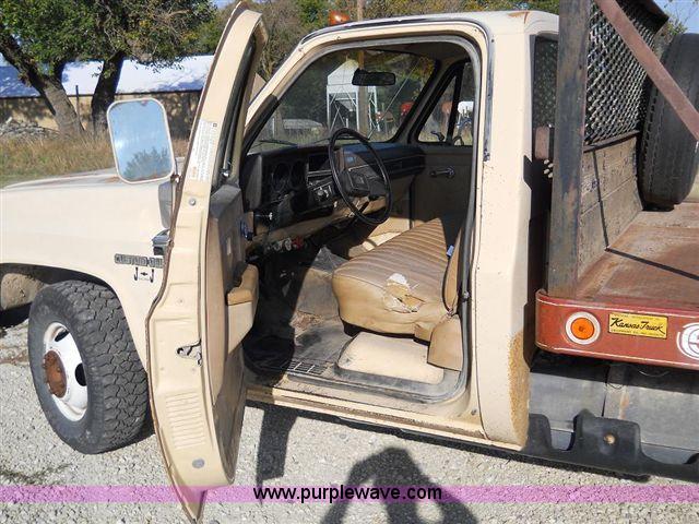 image for item A1552 1984 Chevrolet C30 pickup truck