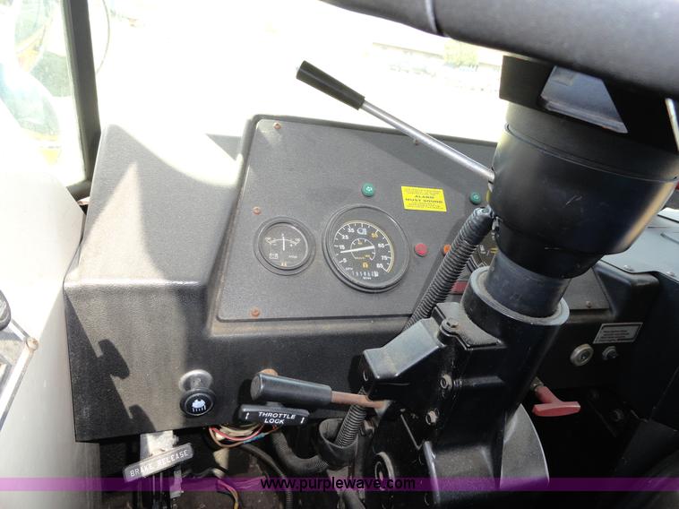 image for item A3174 1993 Blue Bird TC2000 school bus