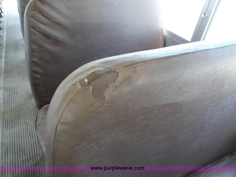 image for item A3174 1993 Blue Bird TC2000 school bus