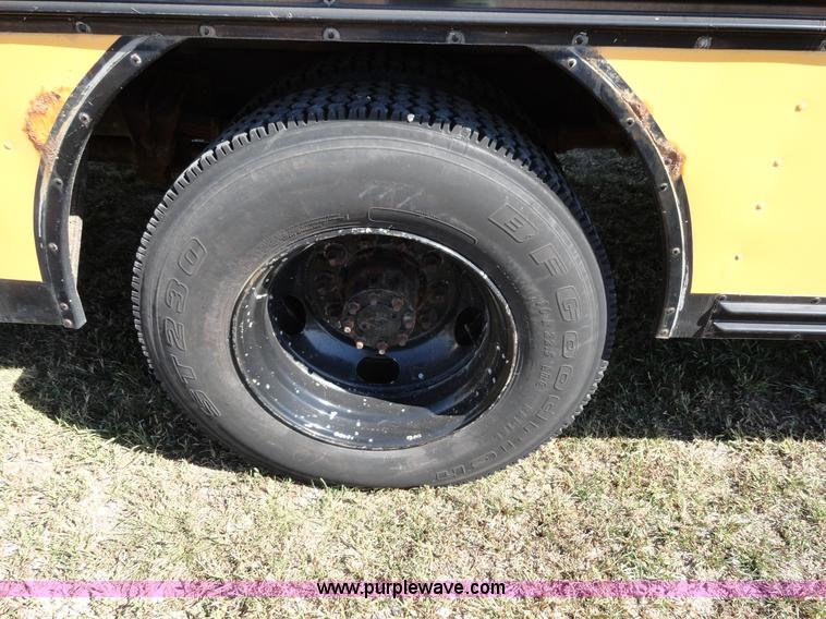 image for item A3174 1993 Blue Bird TC2000 school bus