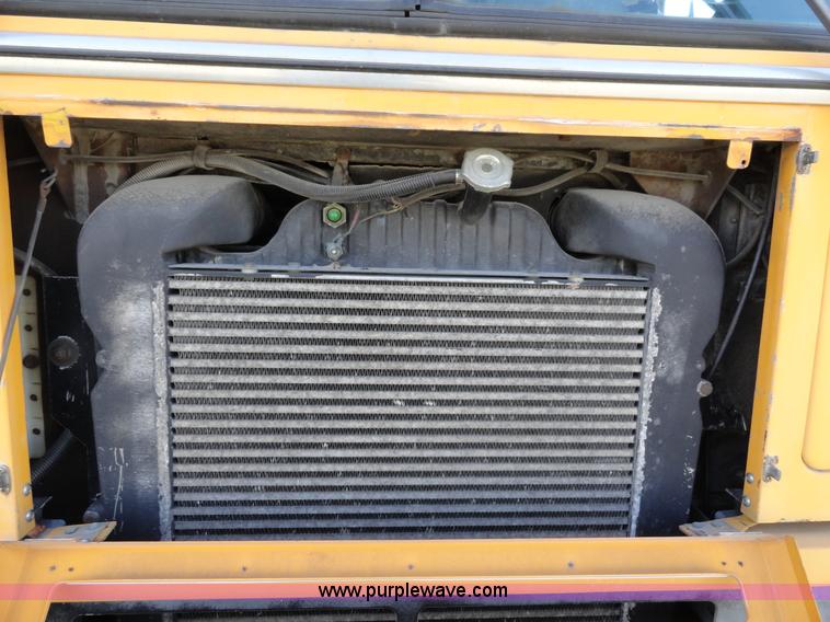 image for item A3174 1993 Blue Bird TC2000 school bus