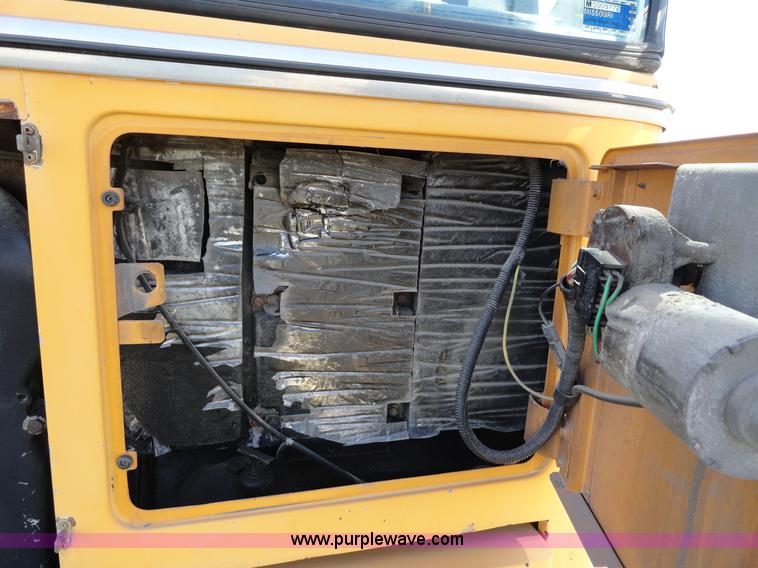 image for item A3174 1993 Blue Bird TC2000 school bus