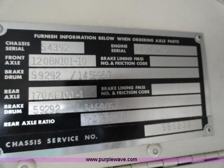 image for item A3174 1993 Blue Bird TC2000 school bus