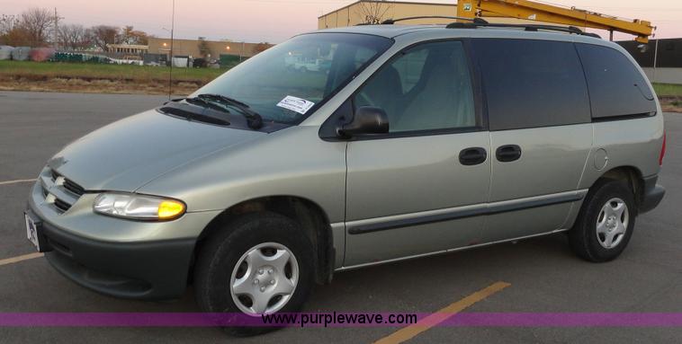 image for item A3302 1999 Dodge Caravan mini van
