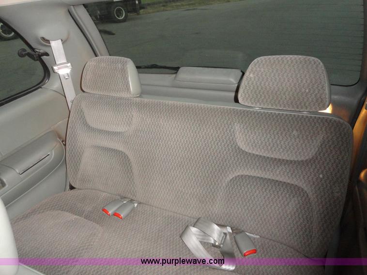 image for item A3302 1999 Dodge Caravan mini van