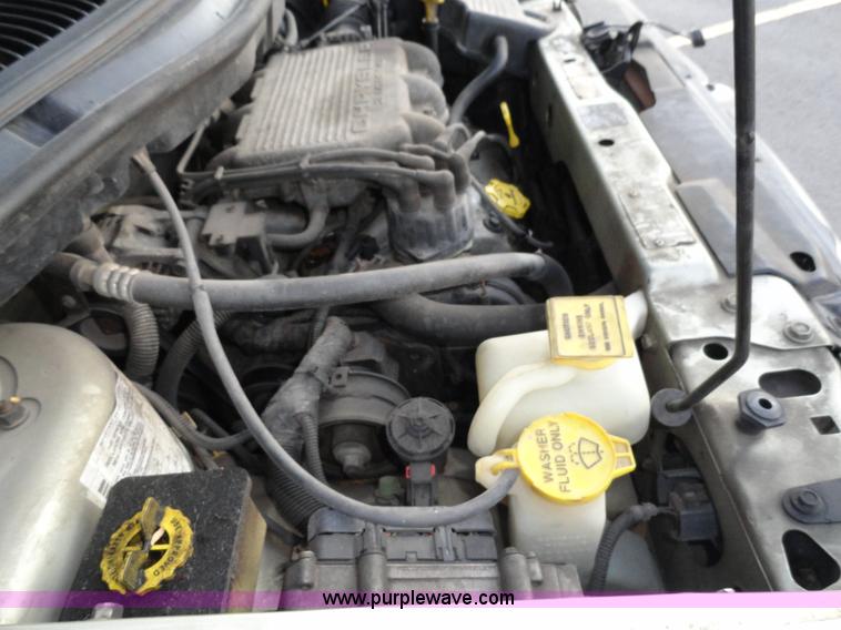 image for item A3302 1999 Dodge Caravan mini van