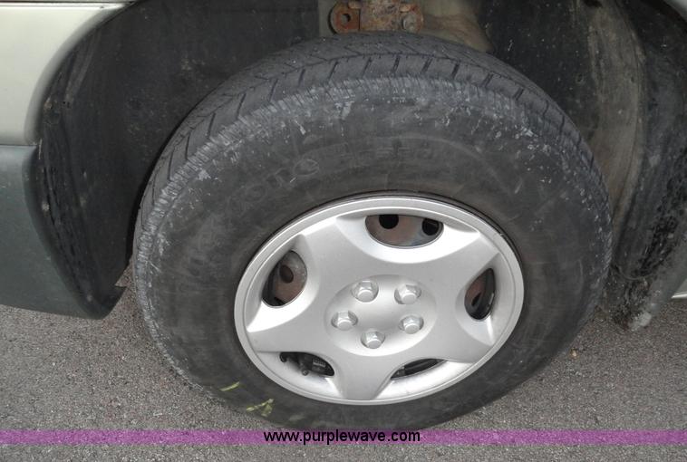 image for item A3302 1999 Dodge Caravan mini van