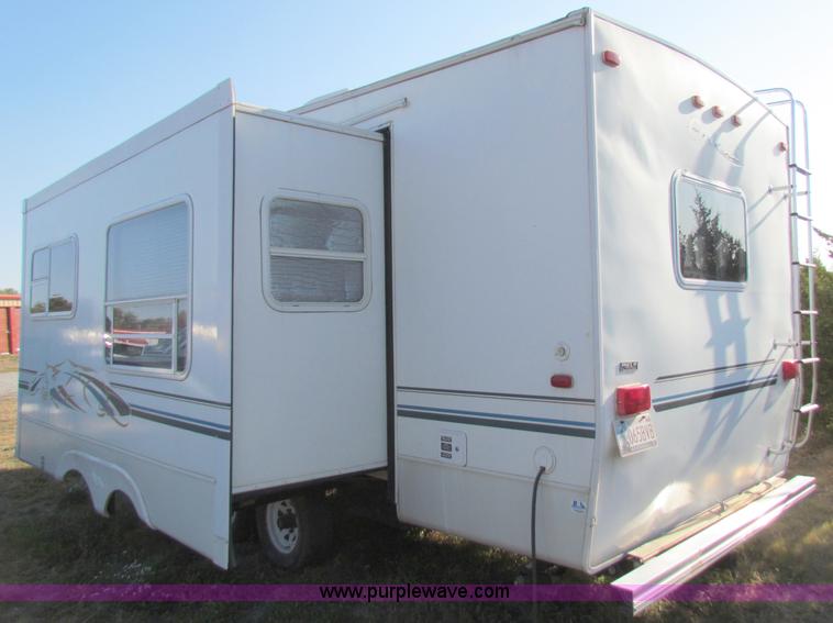 image for item A3514 2001 Keystone Cougar 28' fifth wheel camper