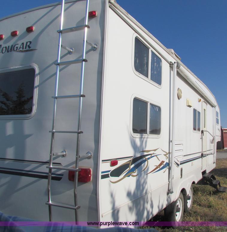 image for item A3514 2001 Keystone Cougar 28' fifth wheel camper