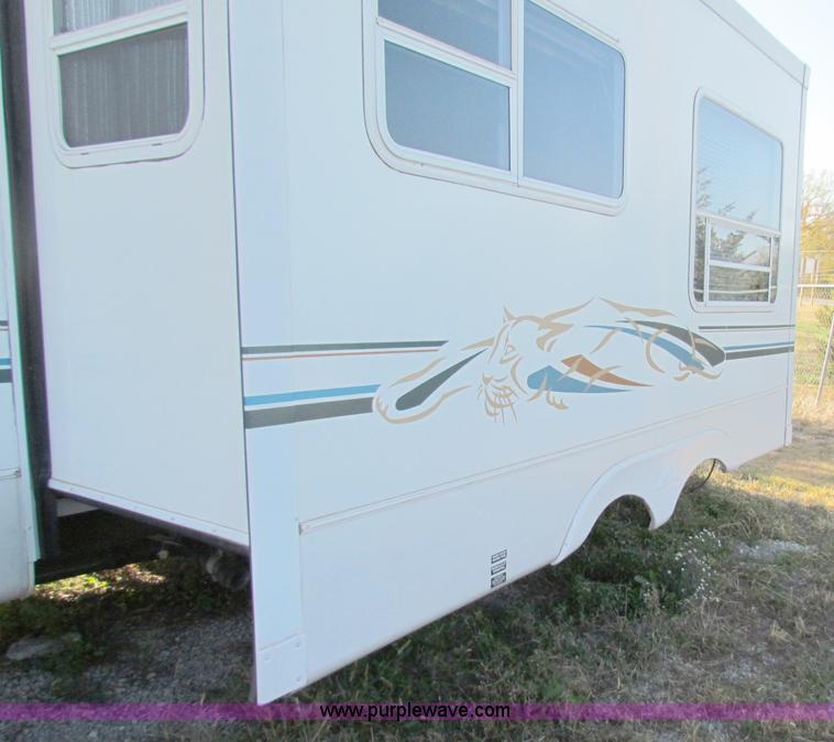 image for item A3514 2001 Keystone Cougar 28' fifth wheel camper