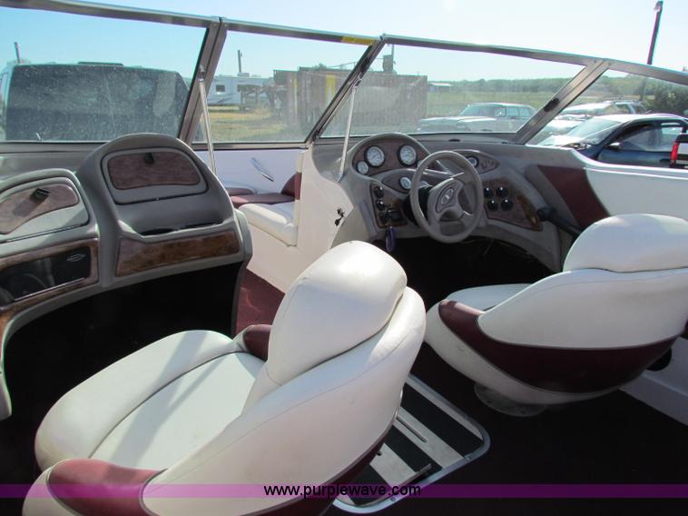 image for item A3523 1999 Tahoe Q5 18' boat