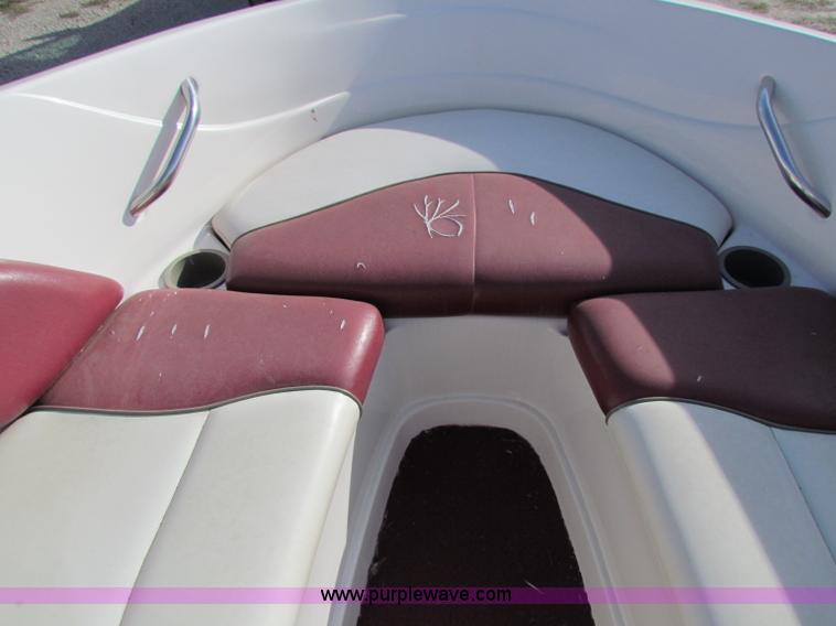 image for item A3523 1999 Tahoe Q5 18' boat