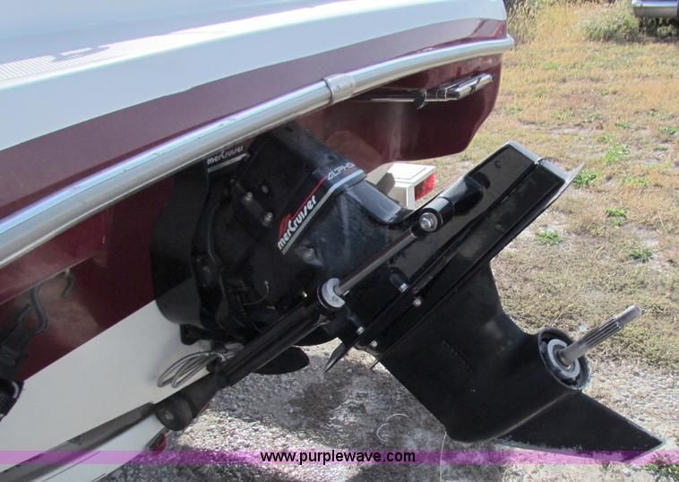 image for item A3523 1999 Tahoe Q5 18' boat