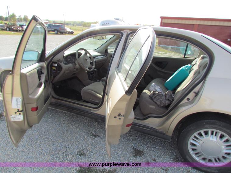 image for item A3524 2002 Chevrolet Malibu