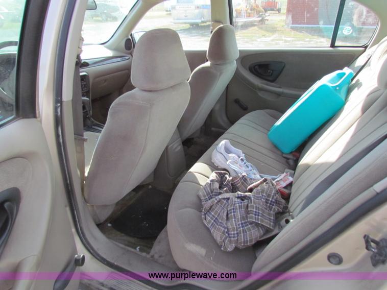 image for item A3524 2002 Chevrolet Malibu