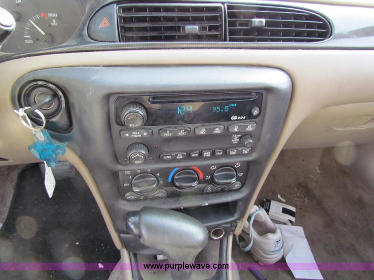 image for item A3524 2002 Chevrolet Malibu