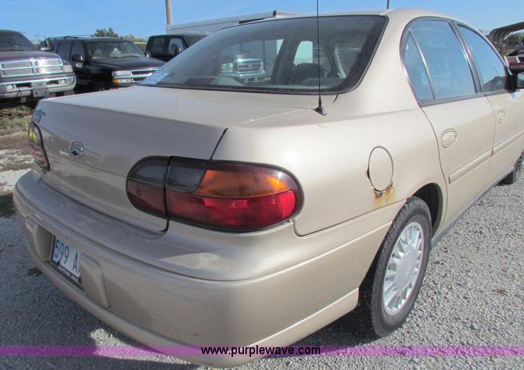 image for item A3524 2002 Chevrolet Malibu